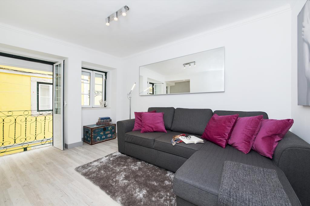 Apartment Double L - Alfama Sm *